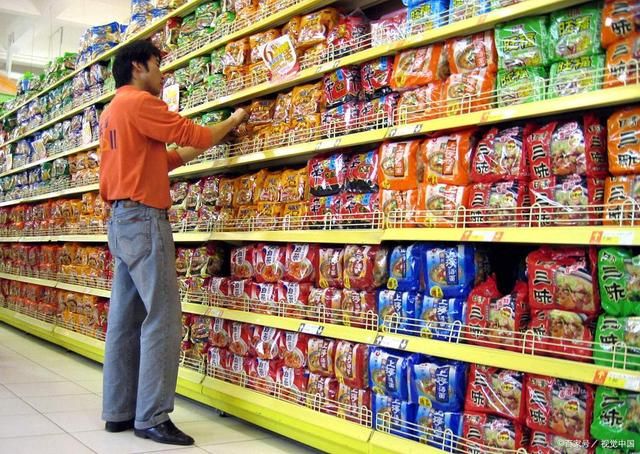 方便食品進(jìn)入熱銷(xiāo)時(shí)期，供不應(yīng)求狀況持續(xù)
